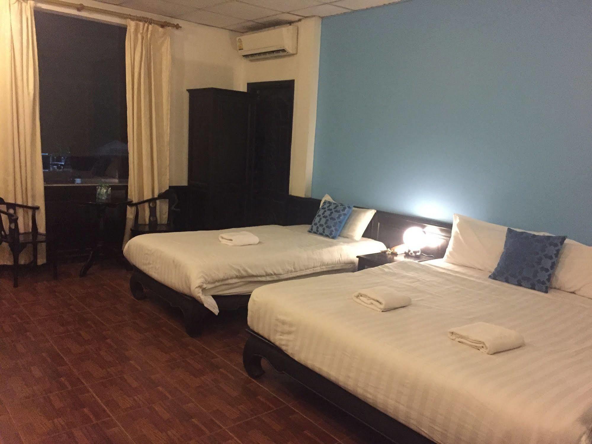Sengphachanh Hotel 2 Vientiane Buitenkant foto
